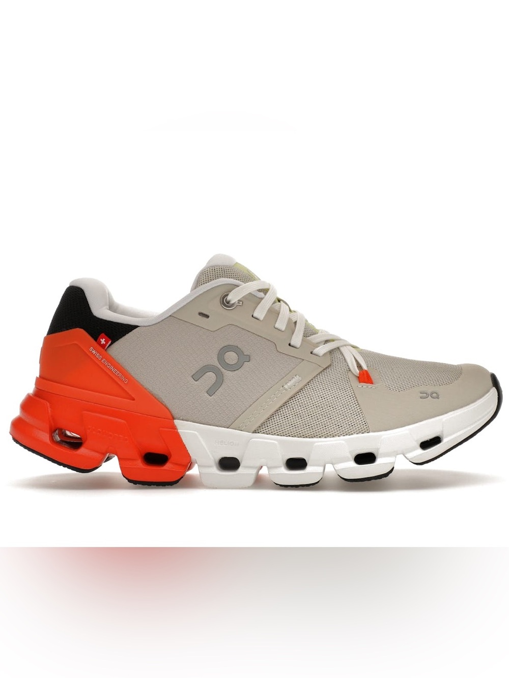 On Running Cloudflyer 4 size 8 
Sand Flame (Women's)
